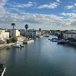 Fleur De Camargue Aigues-Mortes