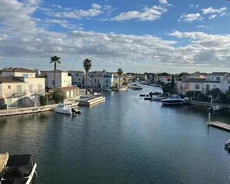 Fleur De Camargue Aigues-Mortes