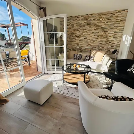 Fleur De Camargue Apartment *