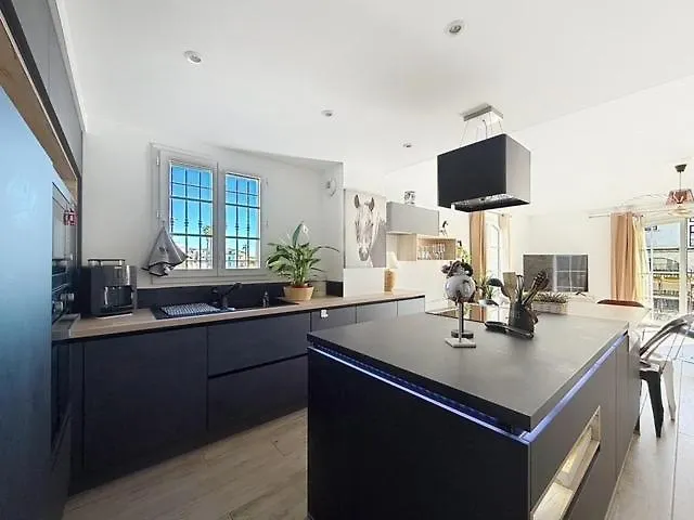 Fleur De Camargue * איגוס-מורטס